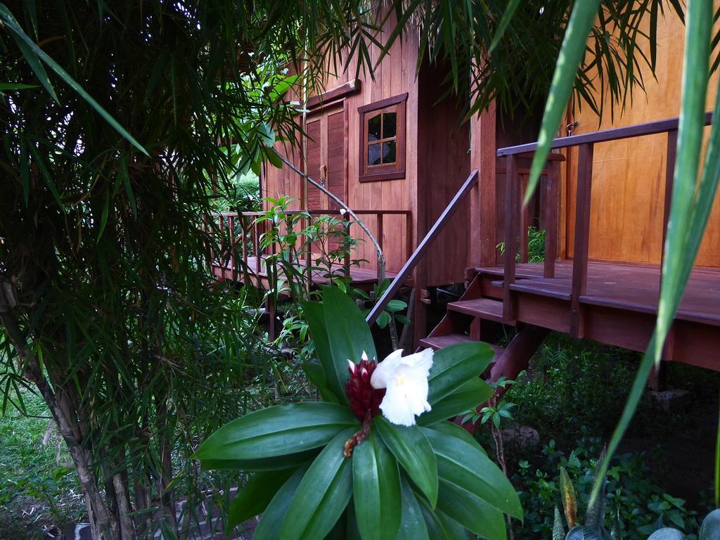 Shibui Garden Bungalows And Restaurant Tanjung  Екстер'єр фото